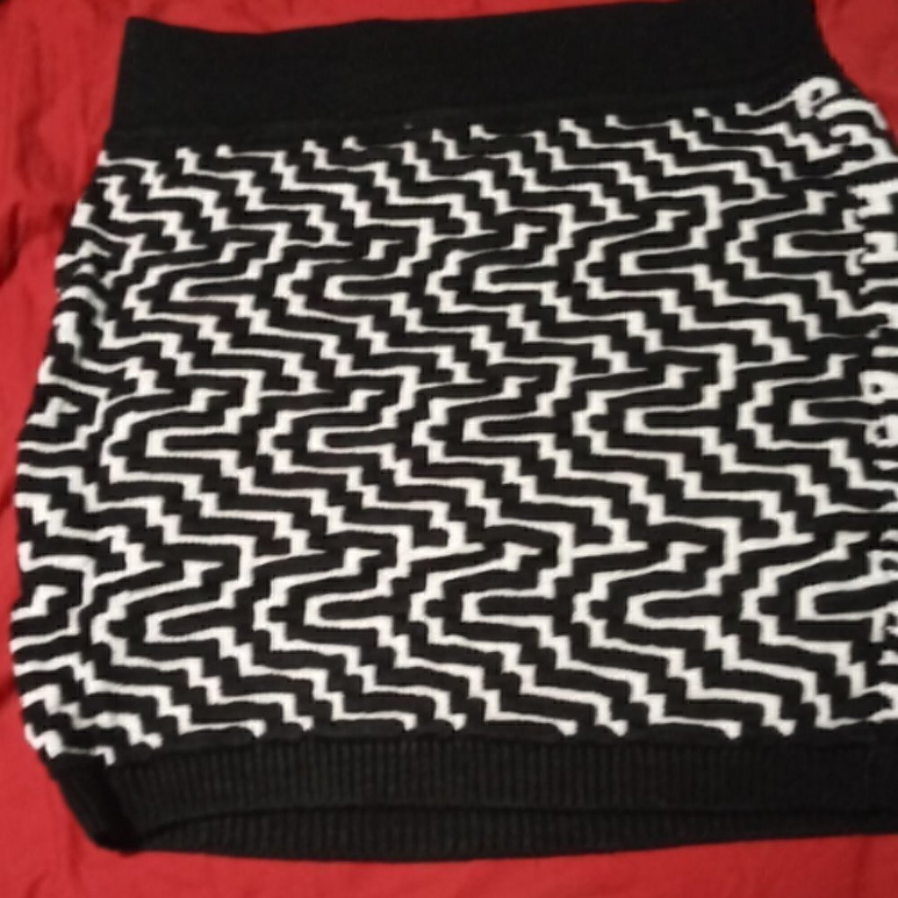 Cute Event Woven Skirt - Sz. Medium